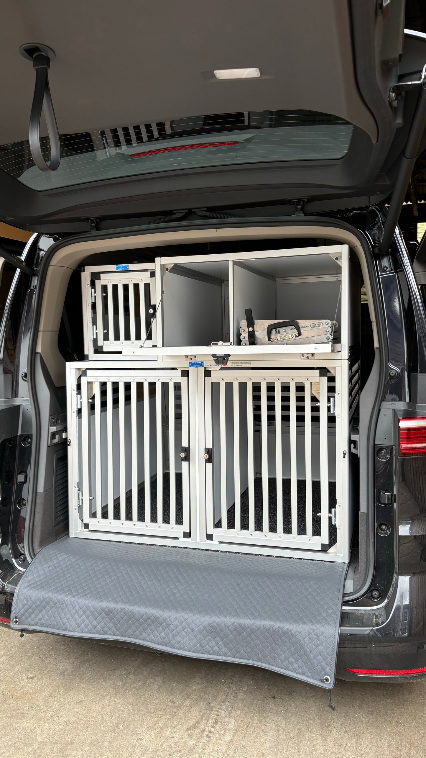 Hundebox auf Mass / Spezielle auf Mass Hundebox / Jacky's Shop