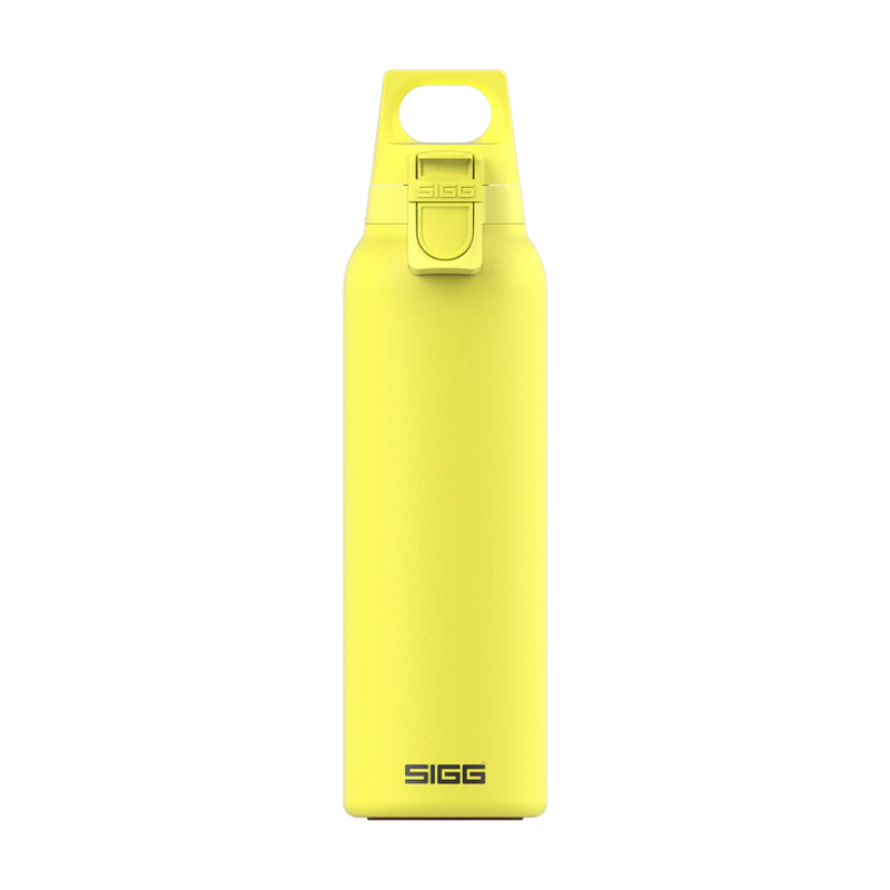 Die SIGG Trinkflasche 0.55L Light in der Farbe Ultra Lemon. Diese leichte und robuste Aluminiumflasche überzeugt mit ihrem auslaufsicheren One-Hand-Verschluss. Sie ist BPA-frei, nachhaltig hergestellt und perfekt für Sport, Outdoor-Aktivitäten sowie den täglichen Gebrauch. Ideal für stilbewusste und umweltfreundliche Nutzer.